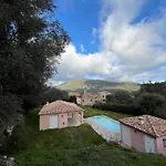 Casa Alivu Casa de Férias